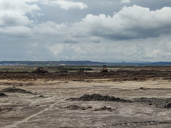 ab22fc1ba4844159bd663dac3bc09668