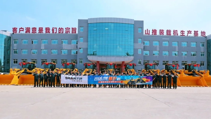 5d8a38b15dac43d9bb28ae1762e9ae13