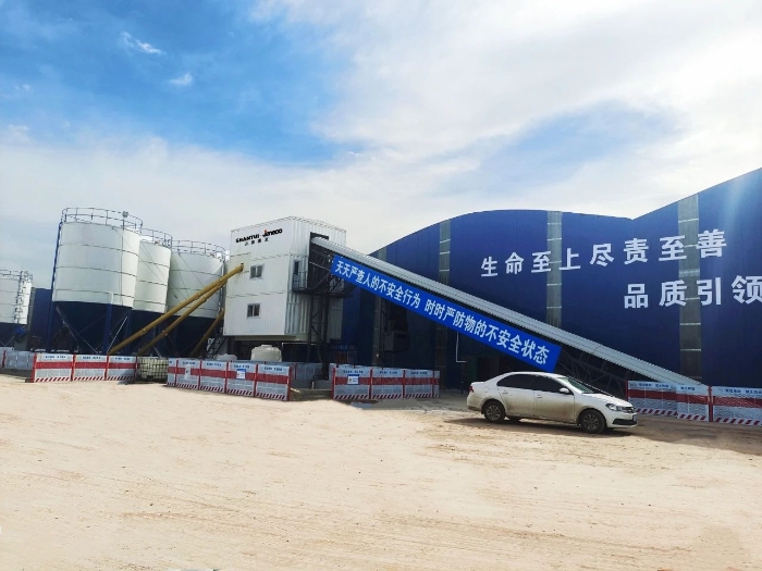 4bc96aa74f404c39bb703594342a8575