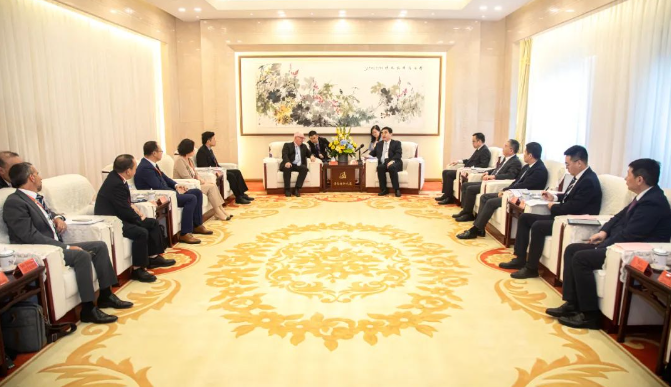 6f921d4984464dd9a1c2c31d988955d4