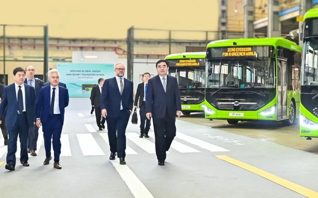 5ee73de26a5d435fa3ab3e59d30027e2