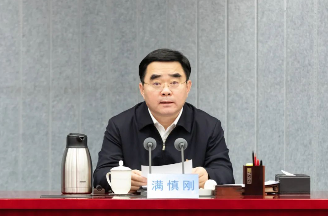 5abd120619724dcdbdb337542ab3c557