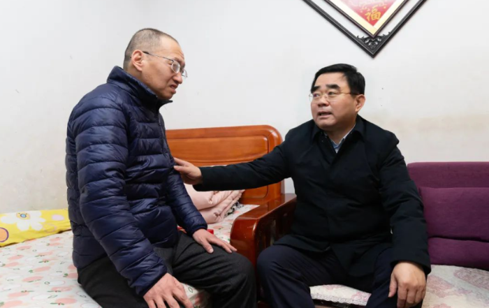 3df13085132646338c1db3da3ebb7471