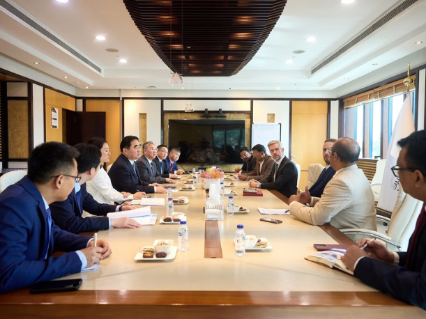 ff075c349acd4b23bb55cab6c5d1c496