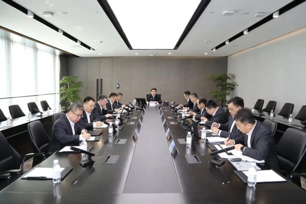 1a51b53cb90e4c60b9145a24ca45767d