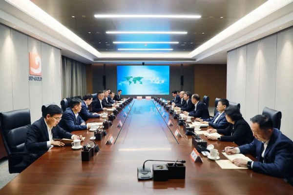 3ae26529e47447df99732147954f8107